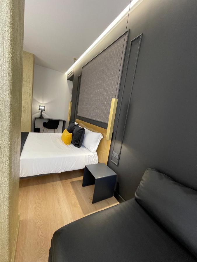 Plebiscito Boutique Rooms Napoli Exterior foto