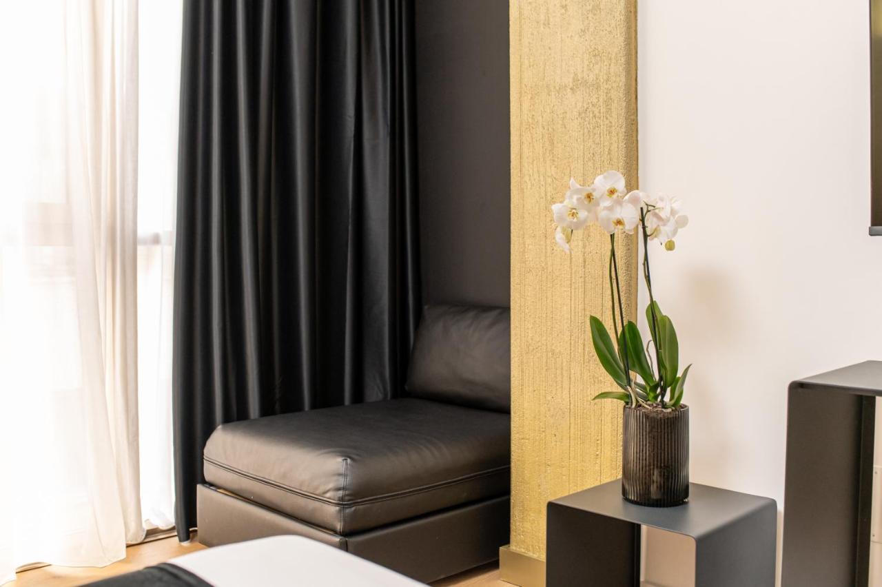 Plebiscito Boutique Rooms Napoli Exterior foto
