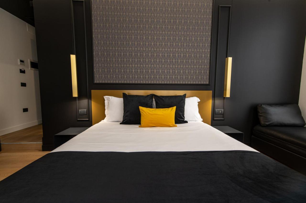 Plebiscito Boutique Rooms Napoli Exterior foto