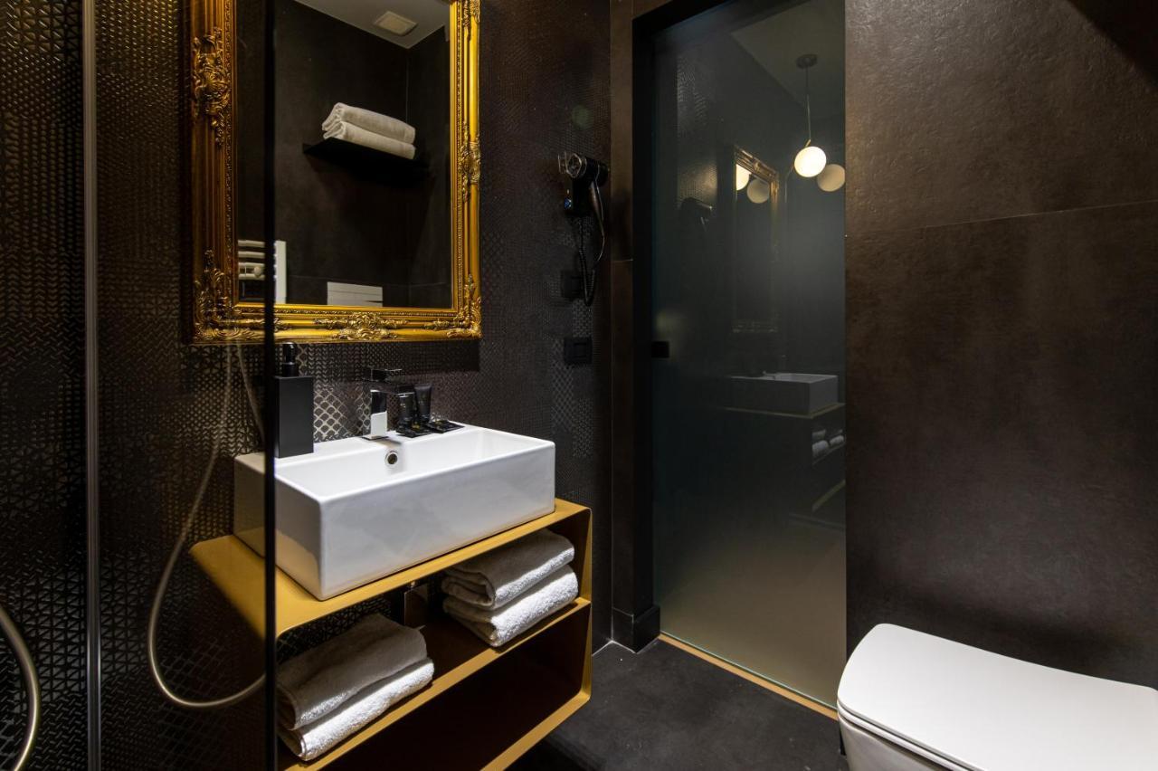 Plebiscito Boutique Rooms Napoli Exterior foto